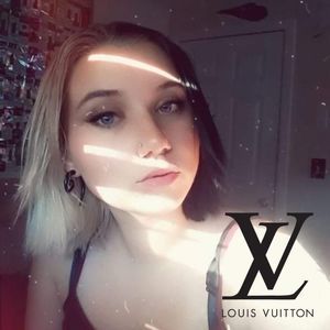 Meet your Posher, Lucia